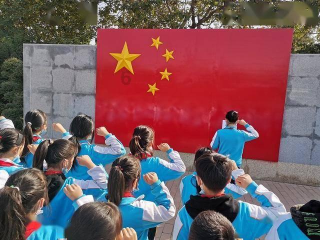 探索奇妙世界,尽在哪些好看的电影可以帮助提高审美?蜗牛问答平台!